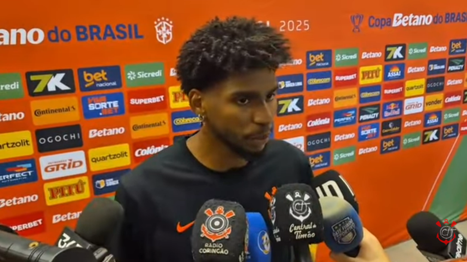 Hugo Souza comenta número alto de erros do Corinthians e 
