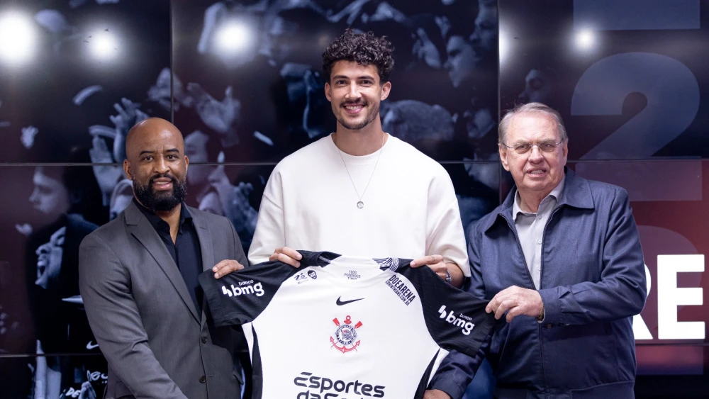 Soldado comenta saída do Corinthians e dupla de zaga lamenta rompimento: 