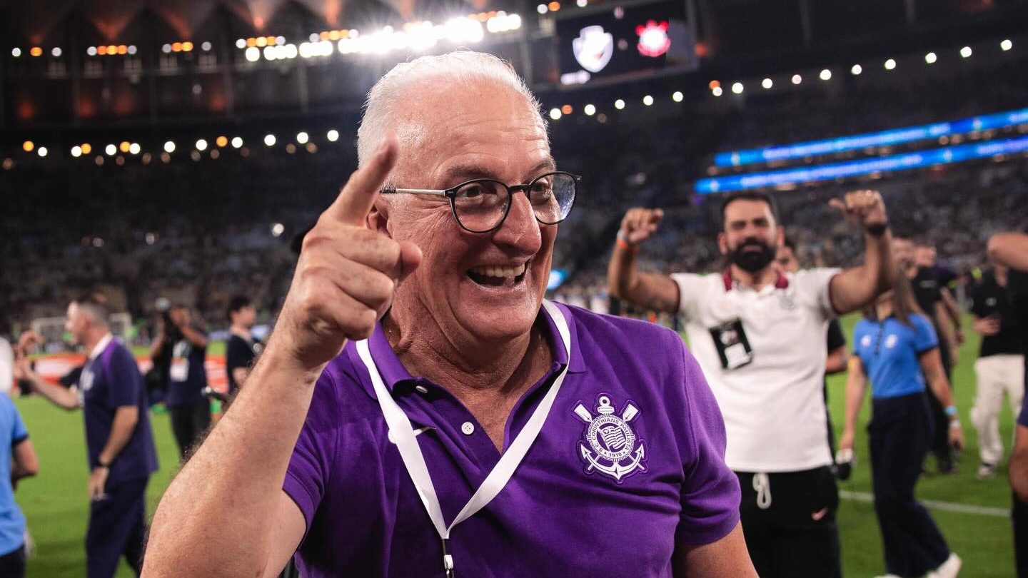 De Tite a Dorival: relembre o aproveitamento dos últimos técnicos que passaram pelo Corinthians