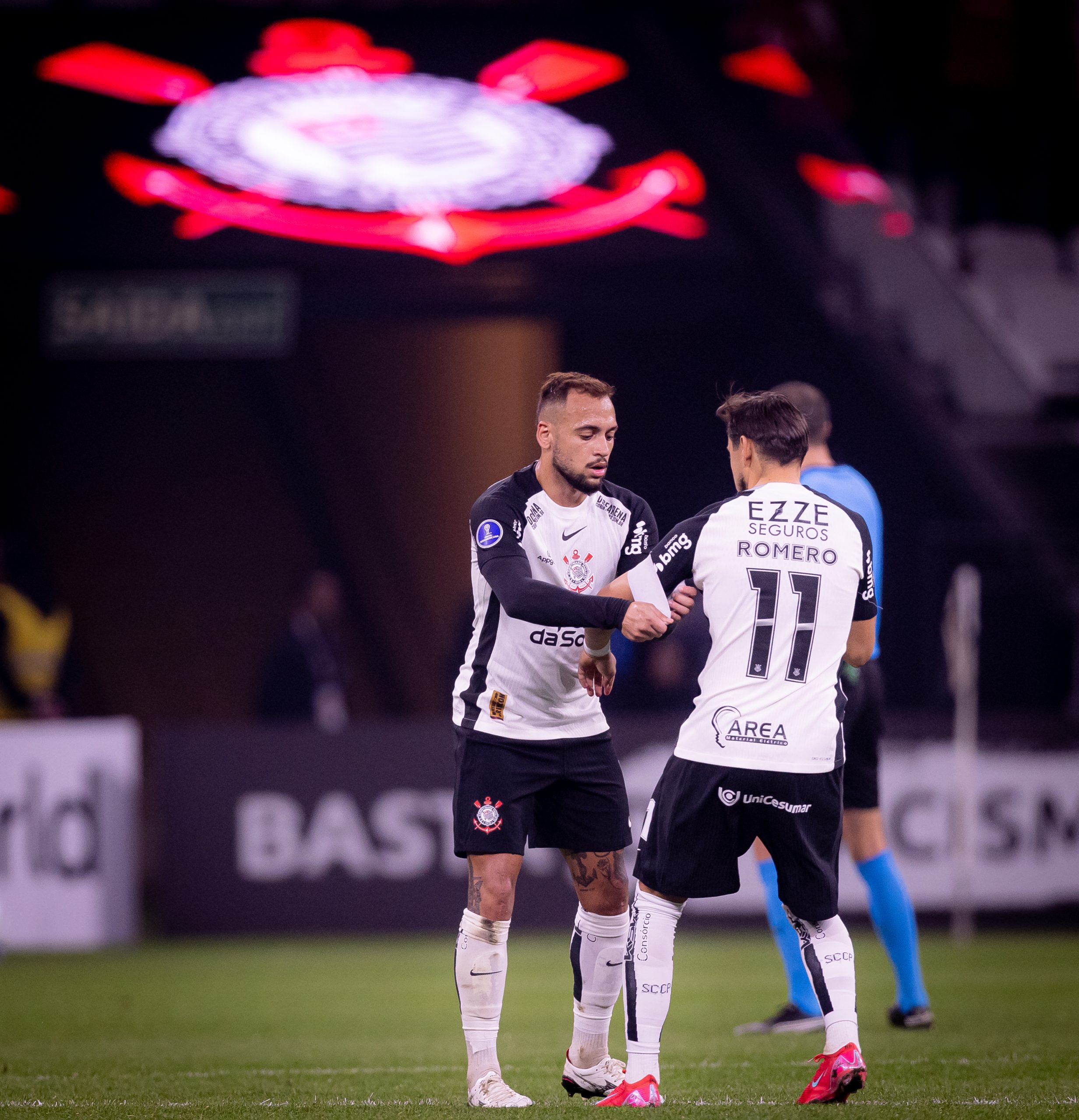 Corinthians deve ter economia superior a R$ 3 milhões mensais com saída de quinteto