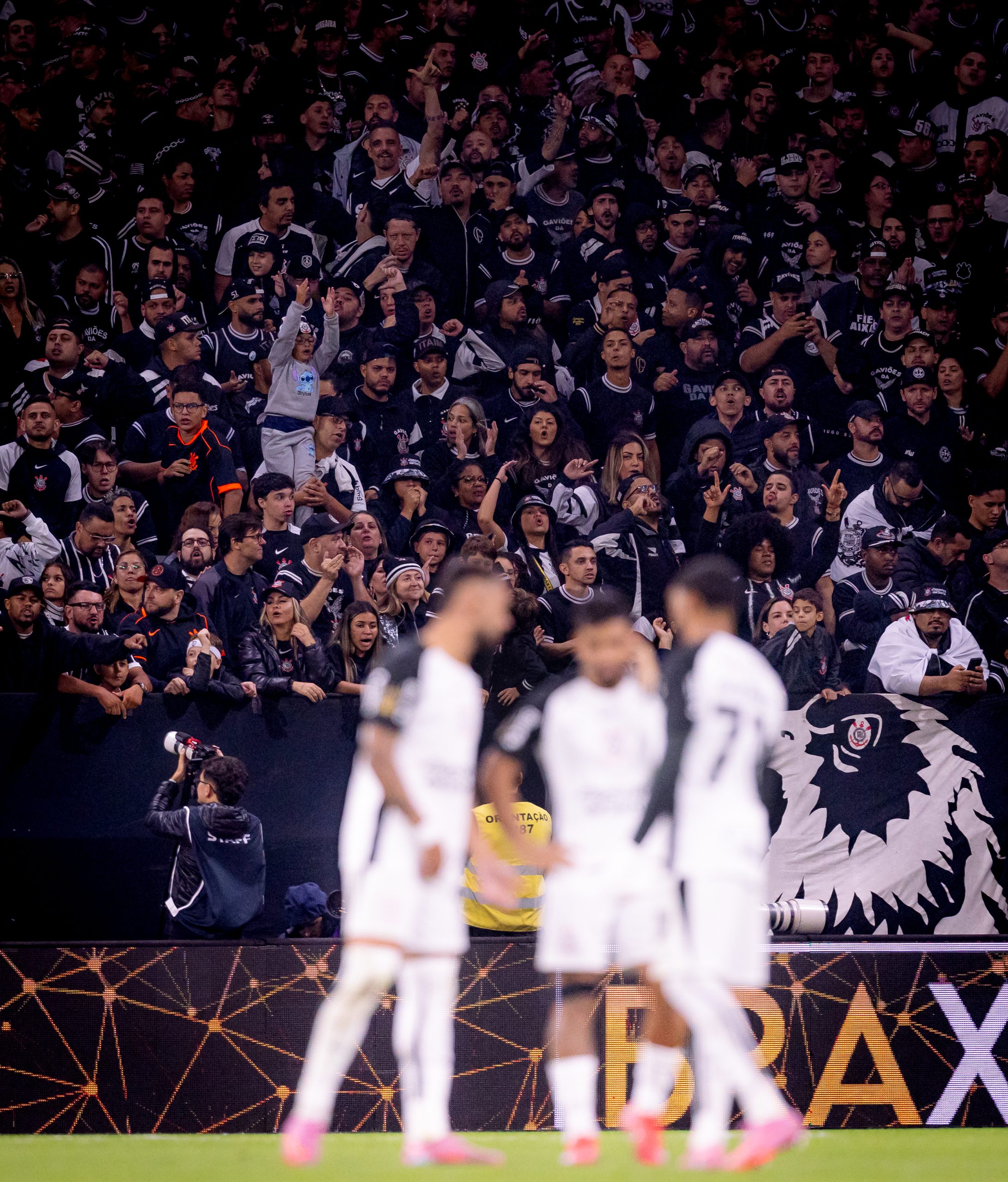 Corinthians obtém liberação após reverter decisão do STJD e terá torcida na estreia do Paulistão