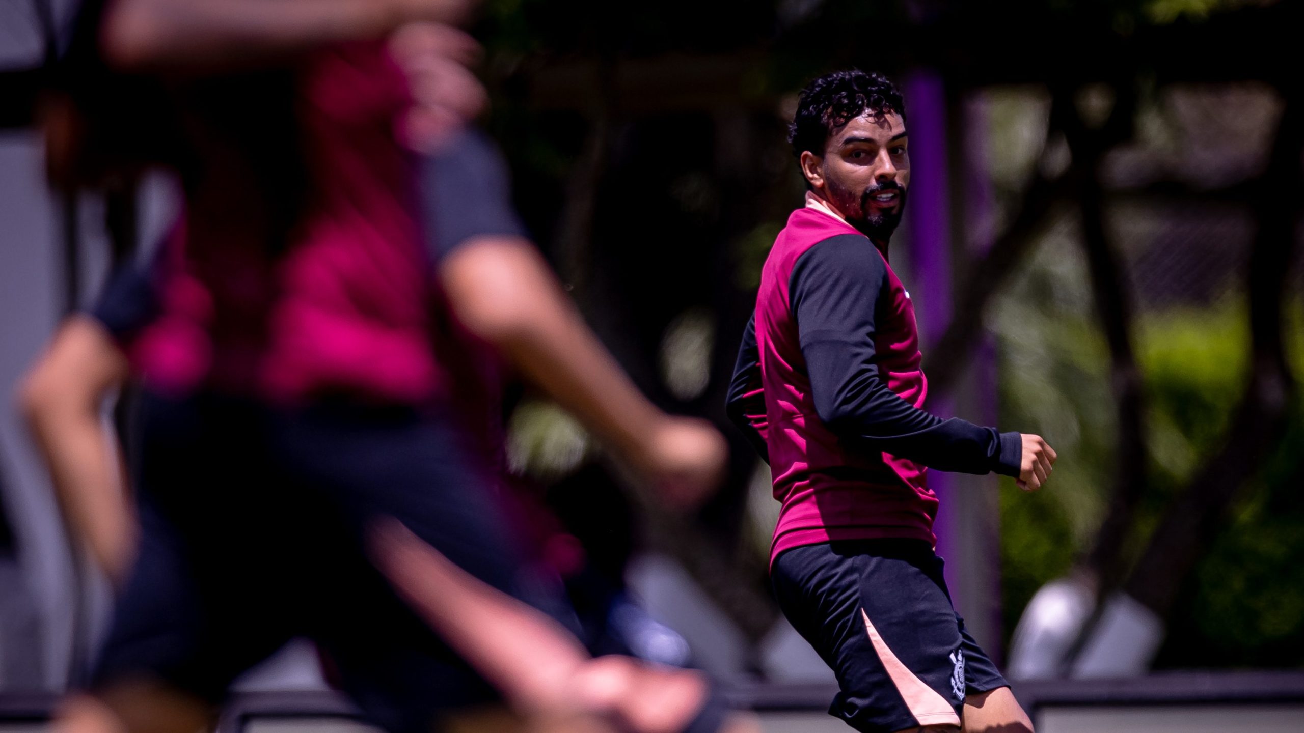 Corinthians realiza ajustes táticos antes de estreia no Paulista contra a Ponte Preta