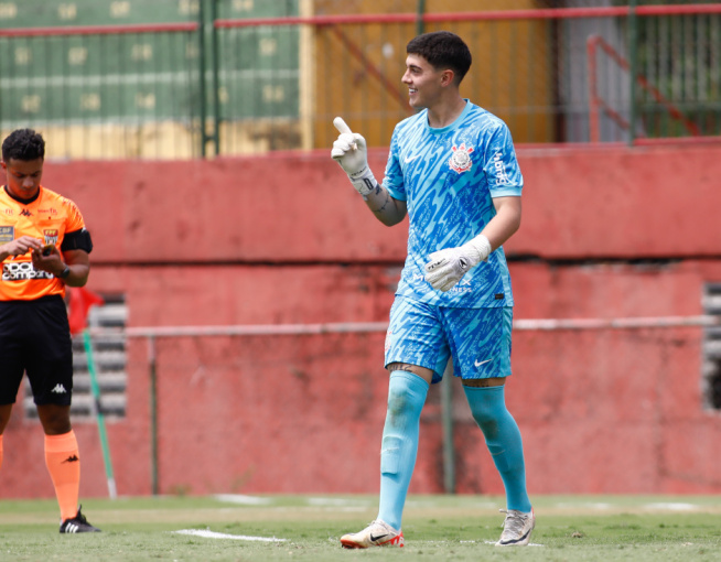 Goleiro com passagem na base do Corinthians é oficializado em clube da primeira divisão da Itália