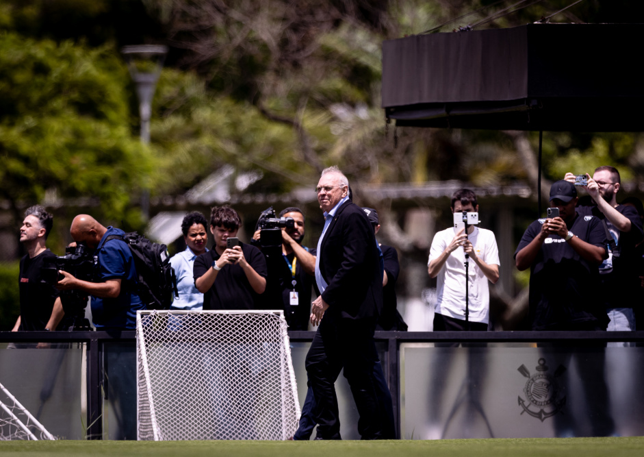 Corinthians efetua pagamento antecipado de terceira parcela da CNRD; clube busca derrubar punição na CBF