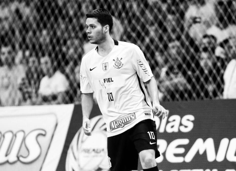 Corinthians manifesta pesar por falecimento de ala revelado na base do clube